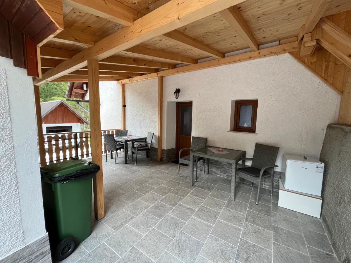 Apartmaji In Sobe Cuder Soča Extérieur photo