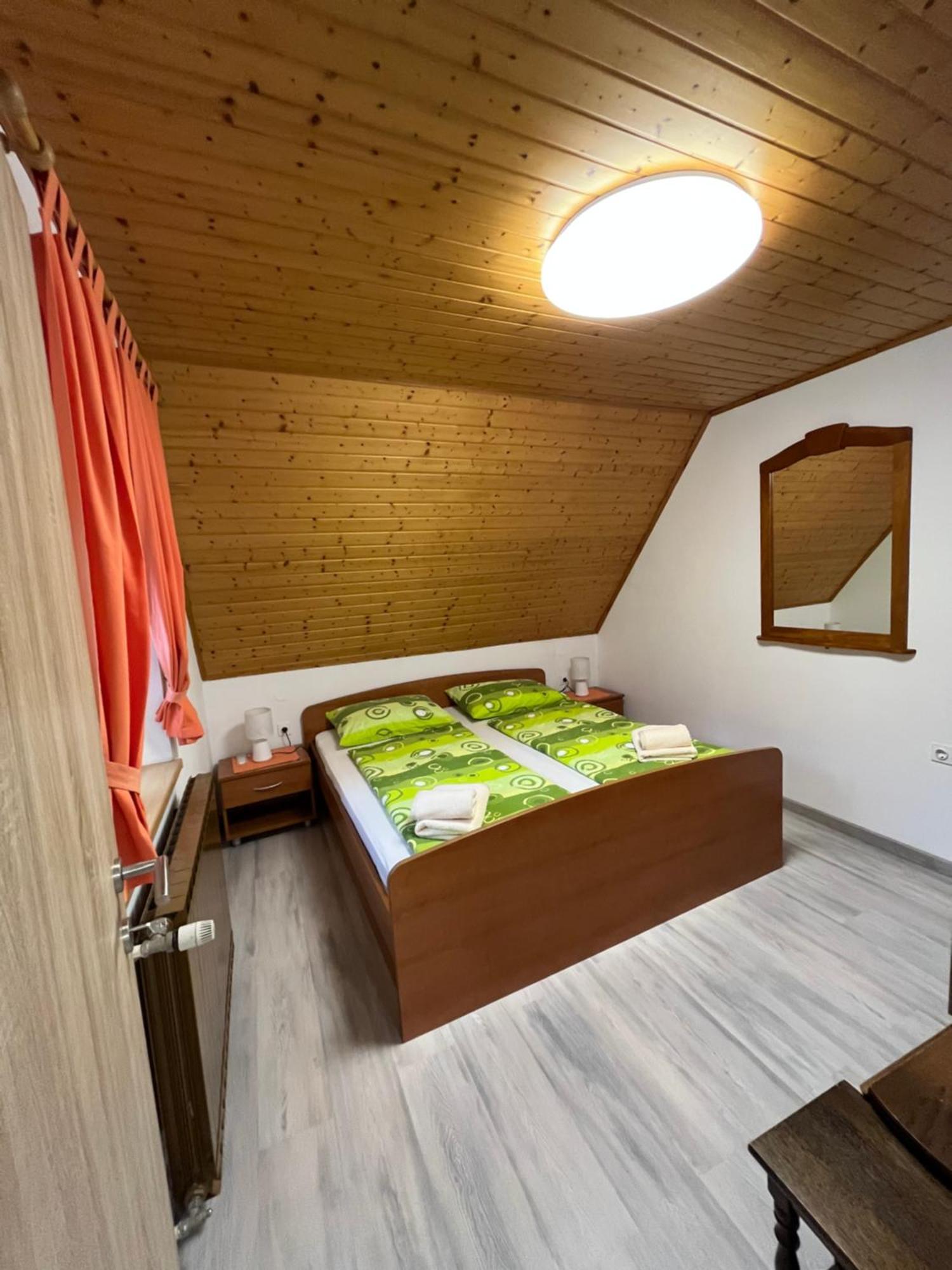 Apartmaji In Sobe Cuder Soča Chambre photo